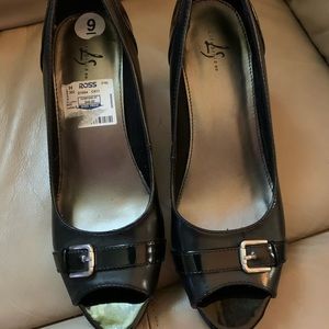 Life Stride open toe Buckle Black Shoes size 9